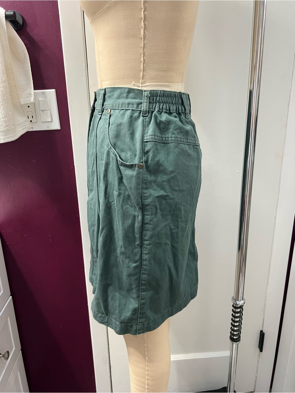 High-Waist Green Cotton Skirt - Picture 3 of 7